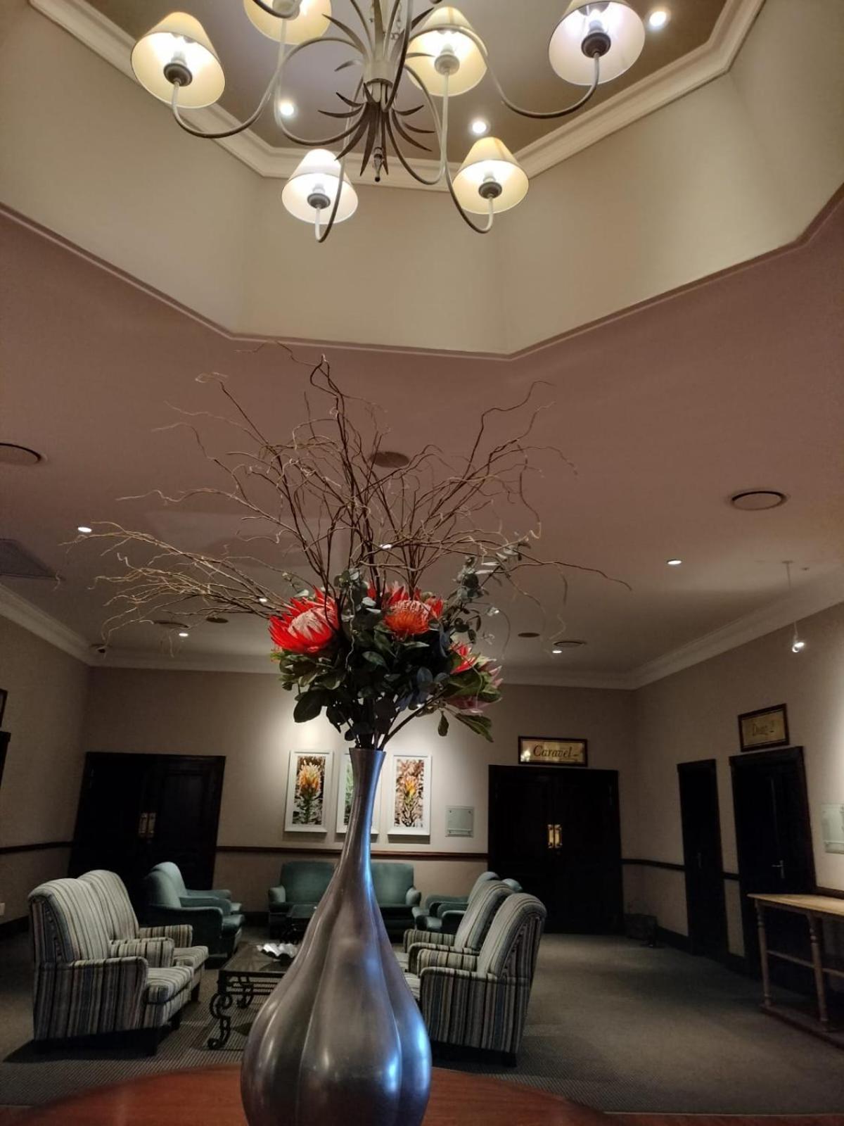 Garden Route Hotel Mossel Bay Exterior photo